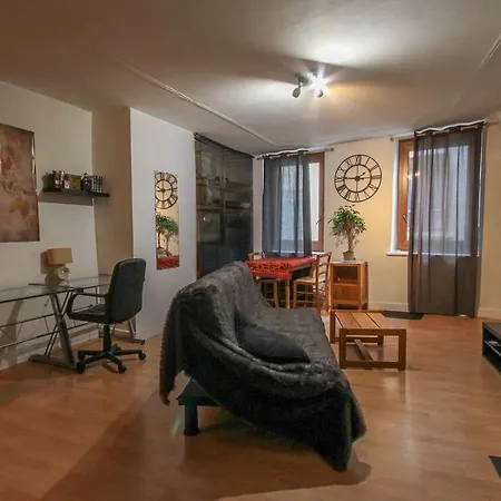 Grand Studio Tout Confort, Centre Historique Apartman